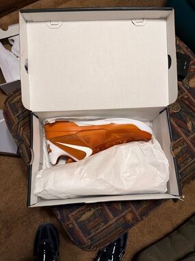 Nike Men's Orange and White Athletic Shoe